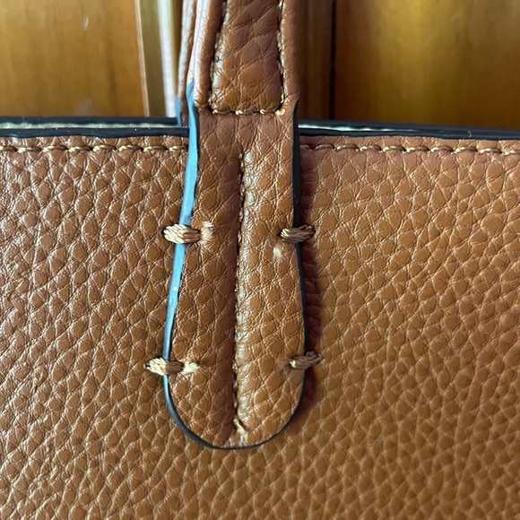 BRAND NEW Elegant Brown Buttery-Soft Tote Bag - advertised as Leather in Store - Picture 4 of 12